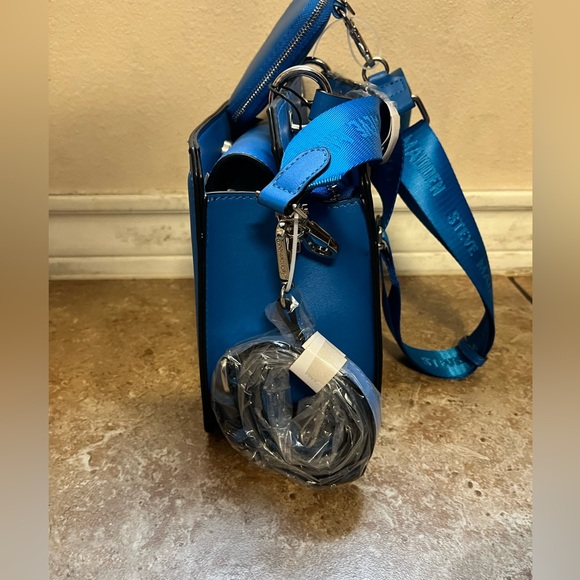 Steve Madden Bevelyn Convertible Crossbody Bag - Picture 2 of 8